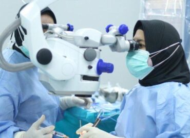 Kini Semua Bisa Bebas Kacamata